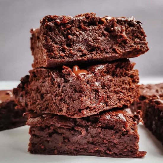 best ever brownies - Recipe photo by brokebankvegan