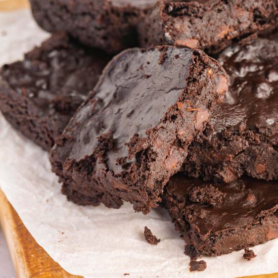 Fudgy Chocolate Banana Brownies - Recipe photo by stressbaking