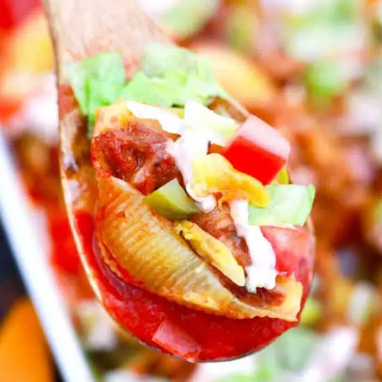 Cheeseburger Stuffed Shells - Recipe photo by peasandpeonies
