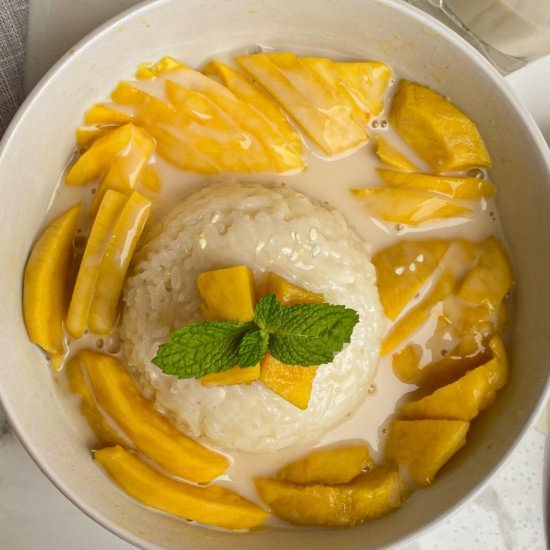 Mango Sticky Rice - Recipe photo by sassychopsticks9