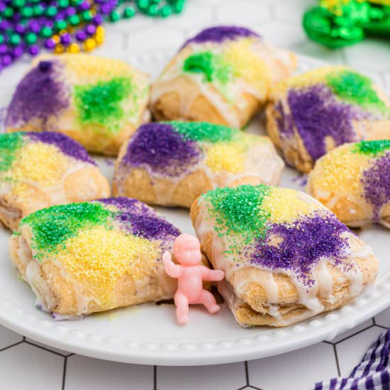 King Cake Bites - Recipe photo by thecaglediaries