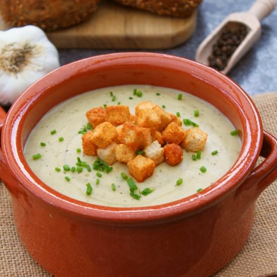 Creamy Potato, Leek and Garlic Soup - Recipe photo by Paromita Mandal
