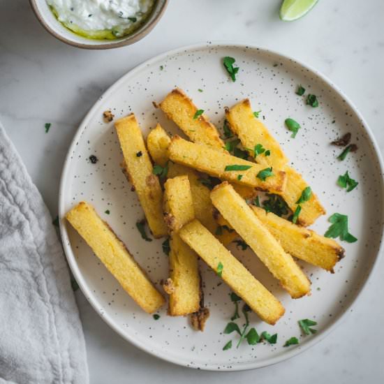 Baked polenta fries - Recipe photo by tangerinezest