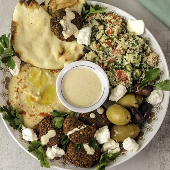 Easy Falafel Bowl - Recipe photo by HIldaskitchenblog