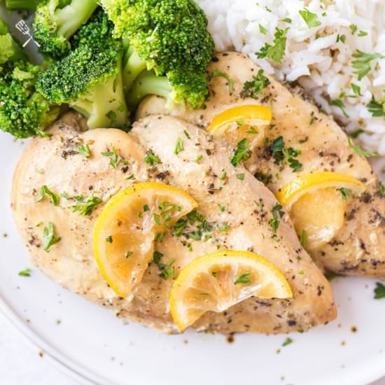 Instant Pot Lemon Garlic Chicken - Recipe photo by emilyenchanted