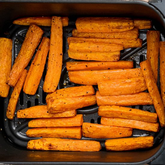 Air Fryer Carrots - Recipe photo by Flawless Food