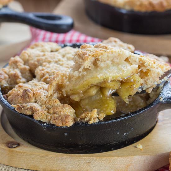 Apple Cobbler - Recipe photo by artandthekitchen