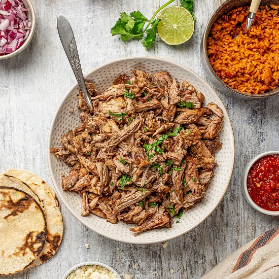 Crispy Slow Cooker Carnitas - Recipe photo by Lemon blossoms