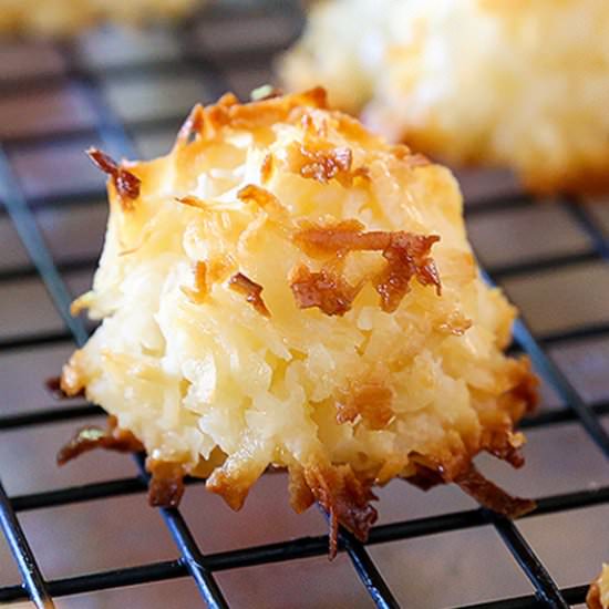 Toasted Coconut Macaroons - Recipe photo by The Slow Roasted Italian