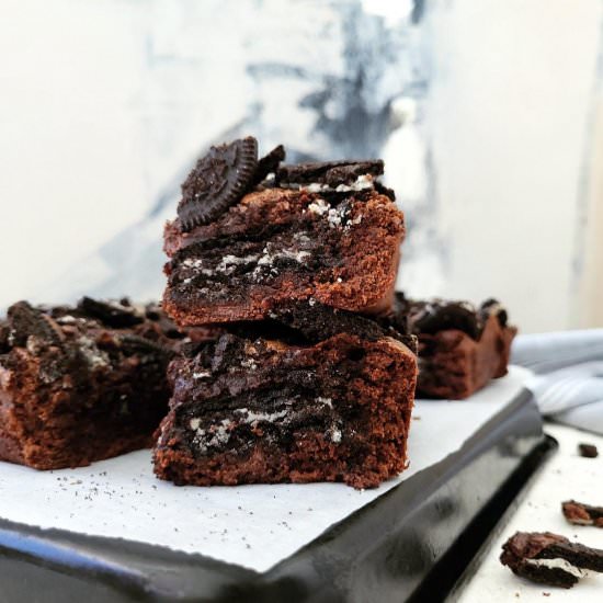 Oreo Brownies - Recipe photo by WhiskingWolf