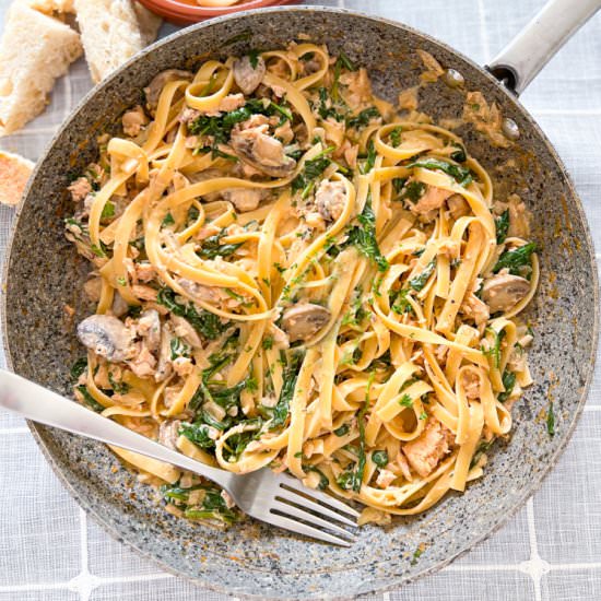 20-Minute Canned Salmon Pasta - Recipe photo by Spain on a Fork