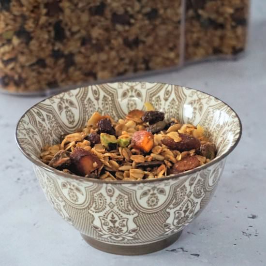 olive oil granola - Recipe photo by Cuisine Fiend