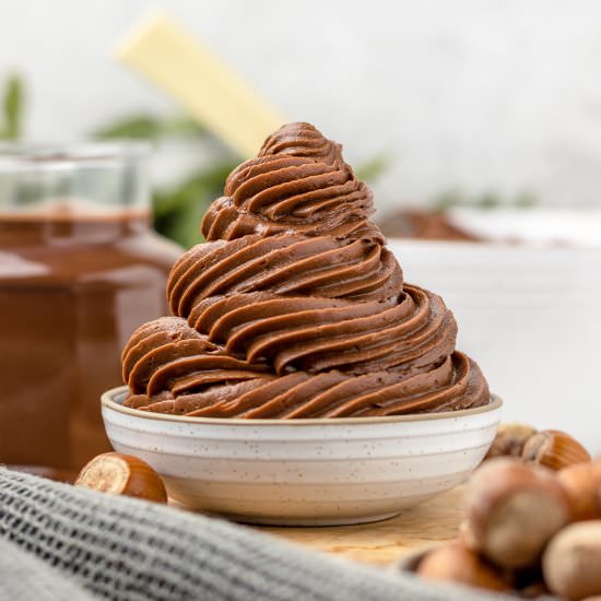 Nutella Buttercream Frosting - Recipe photo by Entirely Elizabeth