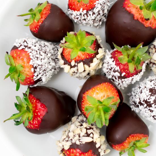 Vegan Chocolate Coverd Strawberries - Recipe photo by veganonboard