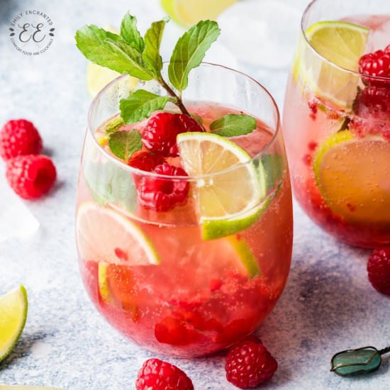 Raspberry Mojito - Recipe photo by emilyenchanted
