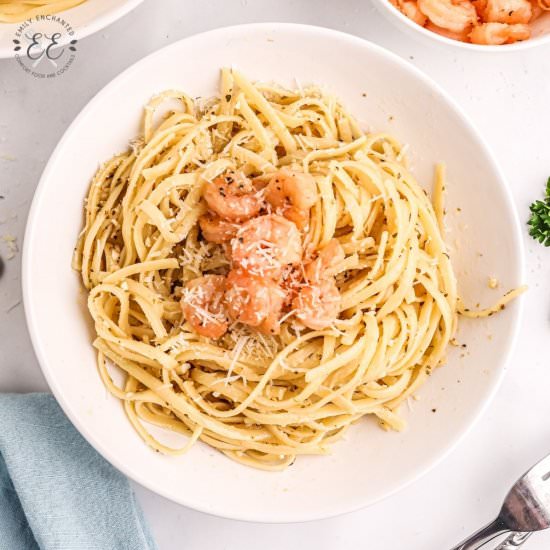 Garlic Shrimp Pasta - Recipe photo by emilyenchanted