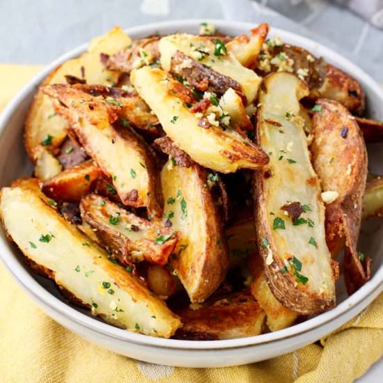 Oven-Baked Garlic Fries - Recipe photo by karenskitchenstories