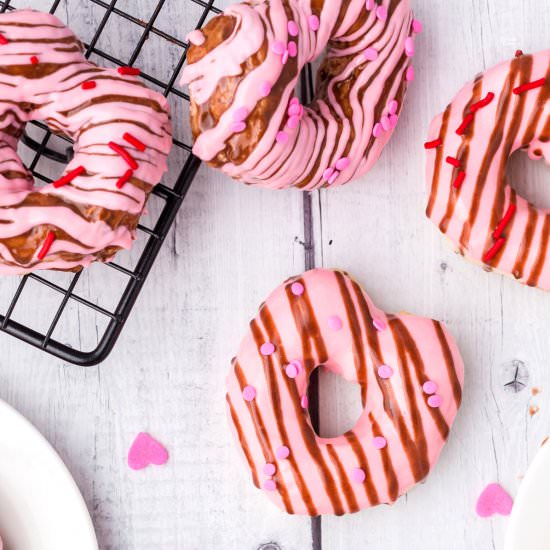 Heart Biscuit Donuts - Recipe photo by thefreshcooky