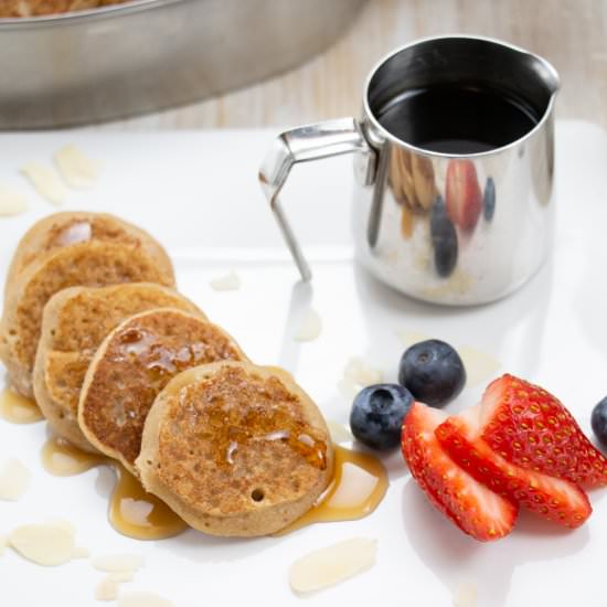 Mini banana pancakes - Recipe photo by Little Nomads Recipes