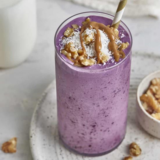 Blueberry Muffin Smoothie - Recipe photo by erinliveswhole