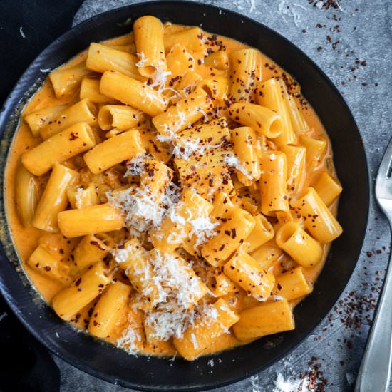 Gochujang Pasta with Vodka & Cream - Recipe photo by ThePypersKitchen