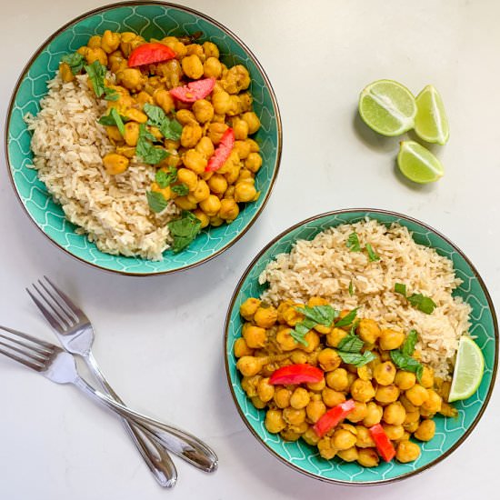 Healthy Chickpea Curry - Recipe photo by Loveleerecipes