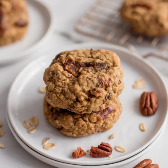 Oatmeal Date Cookies - Recipe photo by LifeAroundtheTable