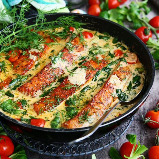 Creamy Garlic Butter Salmon with Pa - Recipe photo by angiesrecipes