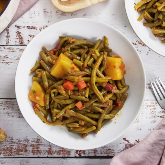 Green Beans with Tomato Sauce - Recipe photo by fooodlove
