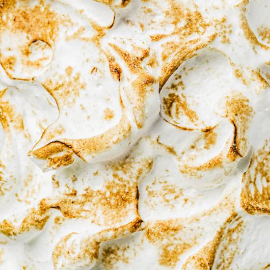 Glossy Italian Meringue - Recipe photo by Sweetly Cakes