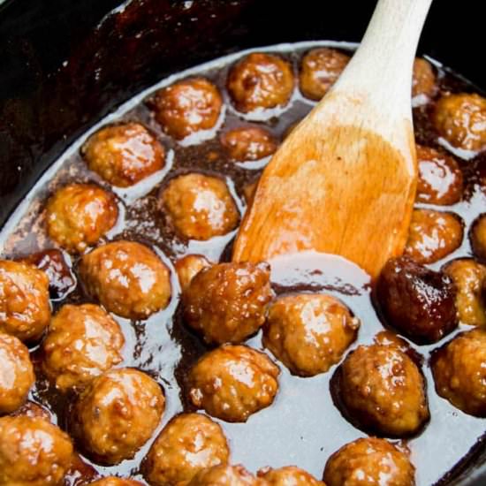 3 Ingredient Meatballs - Recipe photo by The Diary of a Real Housewife