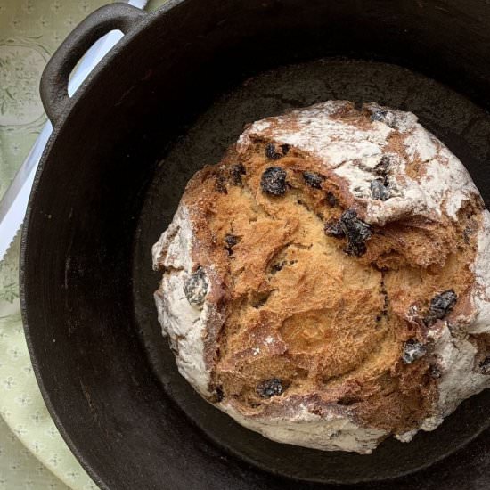 Irish Soda Bread with Raisins - Recipe photo by NotEntirelyAverage