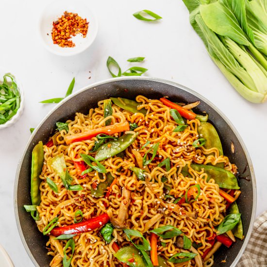 10 minute Ramen Noodle Stir Fry - Recipe photo by CallMePMc