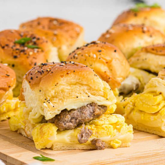 Breakfast Sliders - Recipe photo by simplystacie