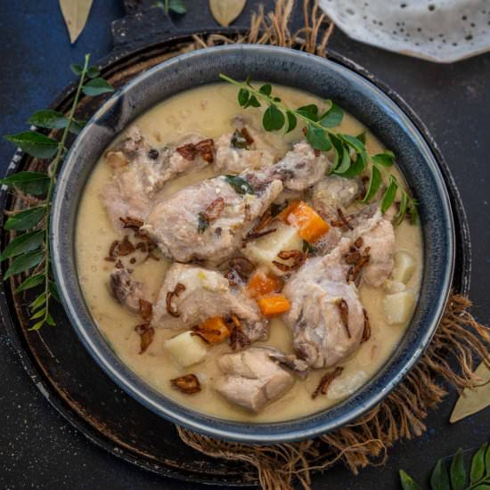 Kerala Style Chicken Stew - Recipe photo by Whiskaffair