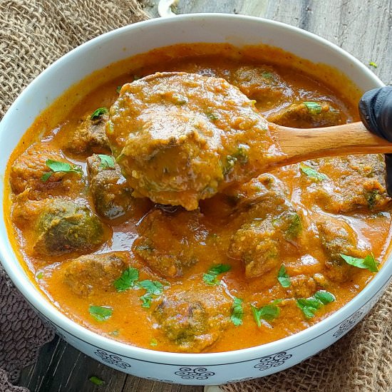 Healthy Vegan Palak Kofta Curry - Recipe photo by Sheeba@gohealthy