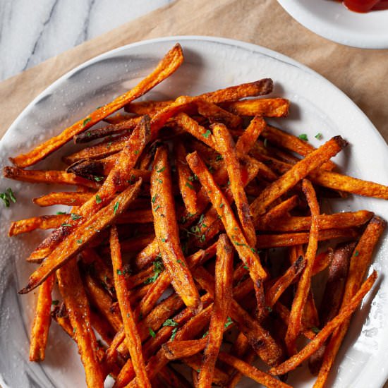 Sweet Potato Fries - Recipe photo by chewoutloud
