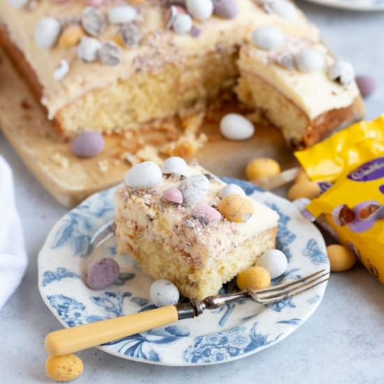 Mini Egg Traybake Cake - Recipe photo by effortlessfoodie
