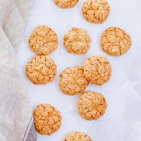 Crunchy Oat Biscuits - Recipe photo by Easy Deliciousness