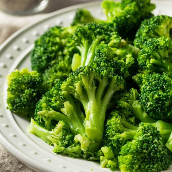 Steamed Garlic Broccoli Recipe - Recipe photo by wholefully