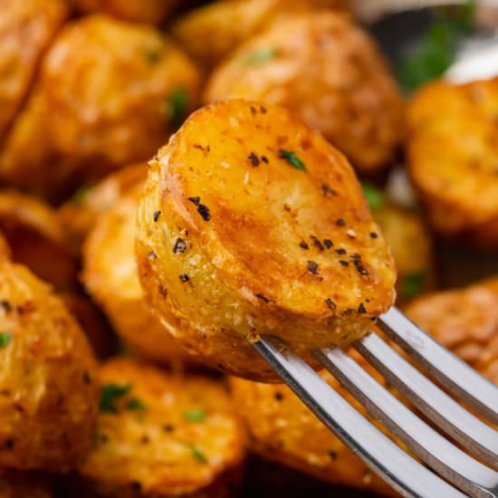 Air Fryer Roasted Potatoes - Recipe photo by Air Fryer Eats