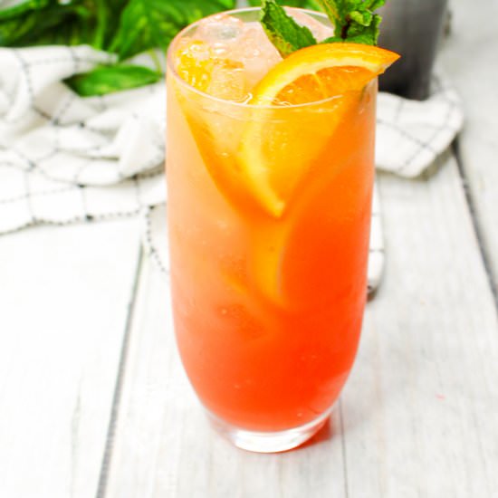 Azalea Cocktail - Recipe photo by BakingBeauty