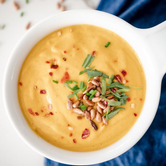 Butternut Squash & Cauliflower Soup - Recipe photo by eatfreshglow