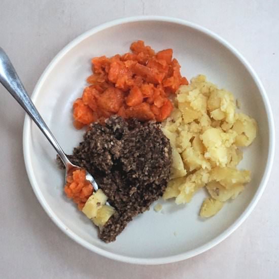 haggis neeps and tatties - Recipe photo by Cuisine Fiend