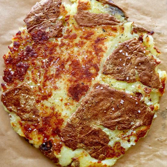 Smashed Potato Pizza Crust - Recipe photo by cookingontheweekends