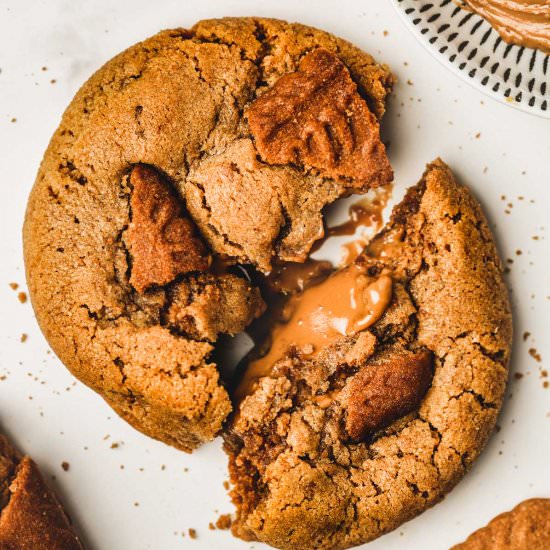 Biscoff Butter Cookies - Recipe photo by Sweetly Cakes