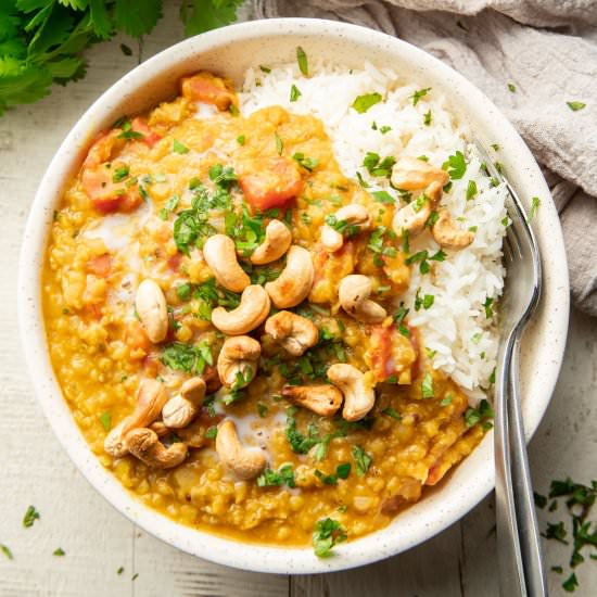 Red Lentil Dal - Recipe photo by Connoisseurus Veg