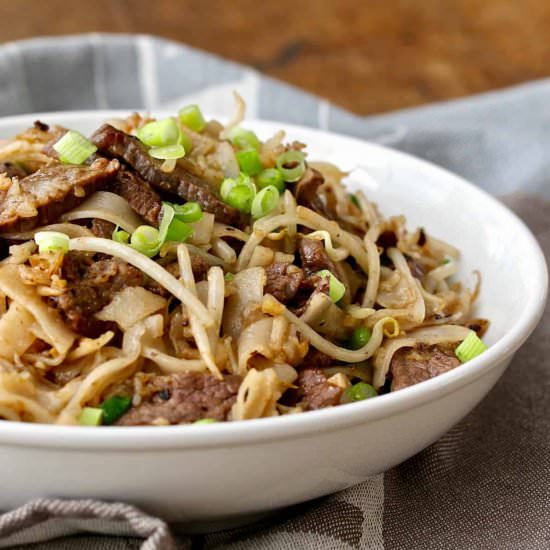 Beef Chow Fun - Recipe photo by karenskitchenstories