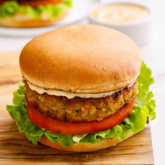 Easy Crab Cake Sandwiches Recipe - Recipe photo by AllThingsMamma