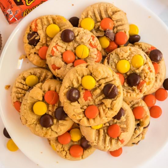 Reese’s Pieces Cookies - Recipe photo by emilyenchanted